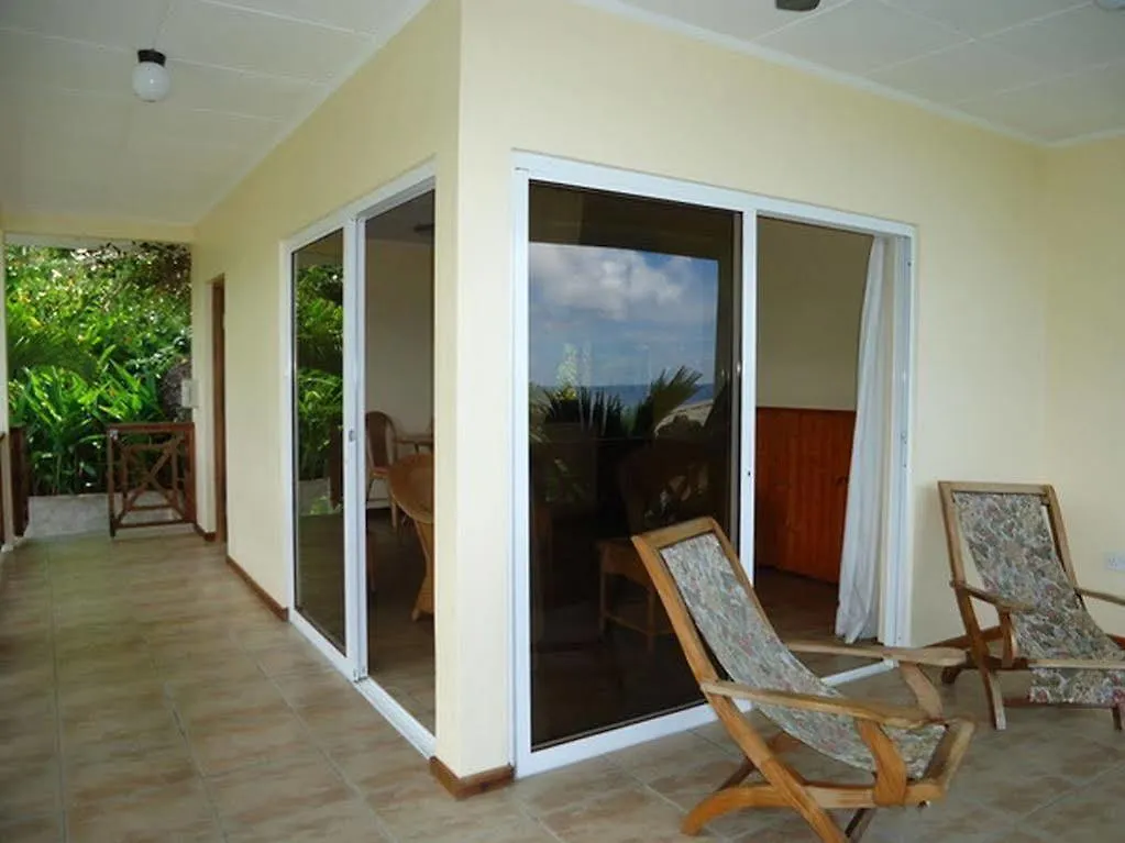 Devon Residence Mahe Island 2*,